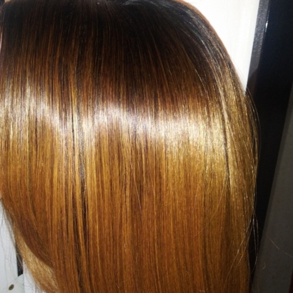 EZ Lace Front Ombre Bob Wig - Picture 5 of 7